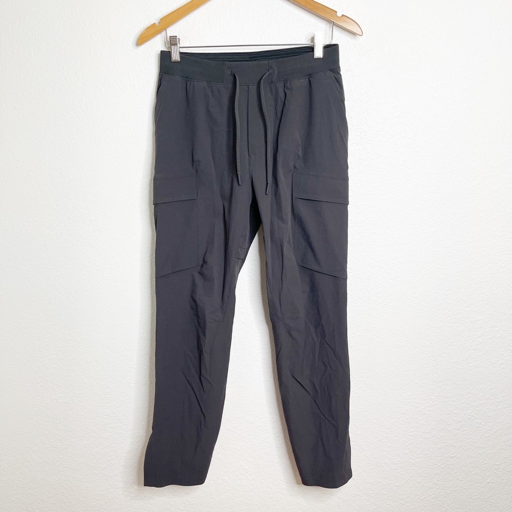 Lululemon Mens License to Train Cargo Pants Gray Tapered Joggers Size S